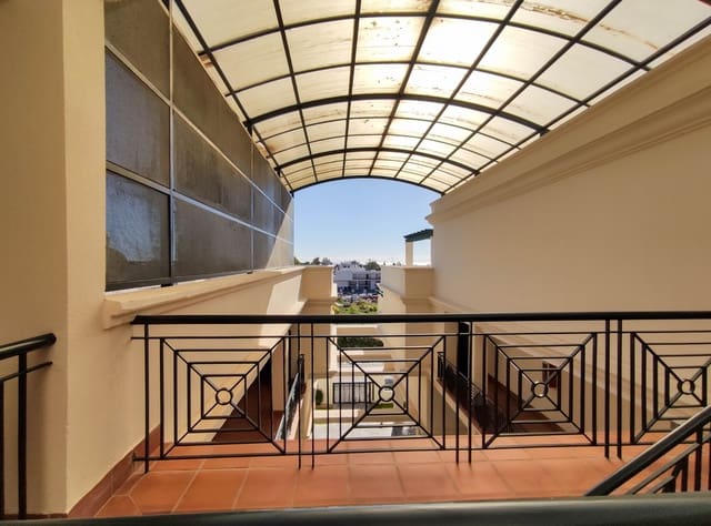 3 slaapkamer Penthouse te koop in Marbella met zwembad garage - € 999.000 (Ref: 9543097)