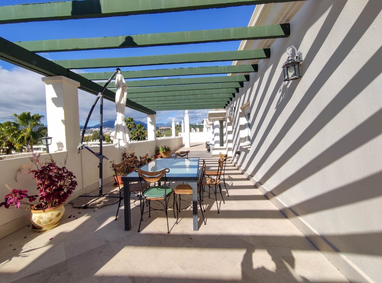 3 slaapkamer Penthouse te koop in Marbella met zwembad garage - € 999.000 (Ref: 9543097)