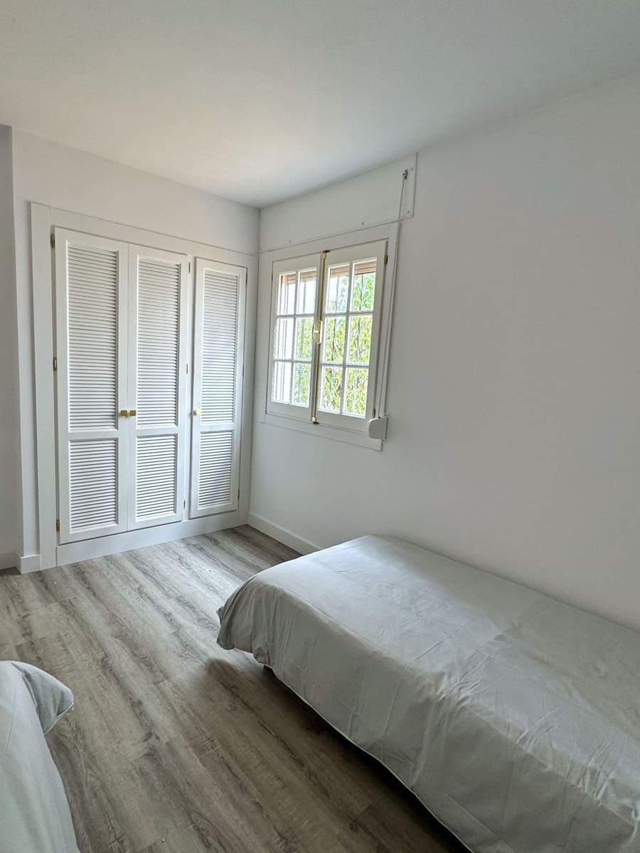 Apartamento de 5 habitaciones en Benahavís en venta - 579.000 € (Ref: 9554582)