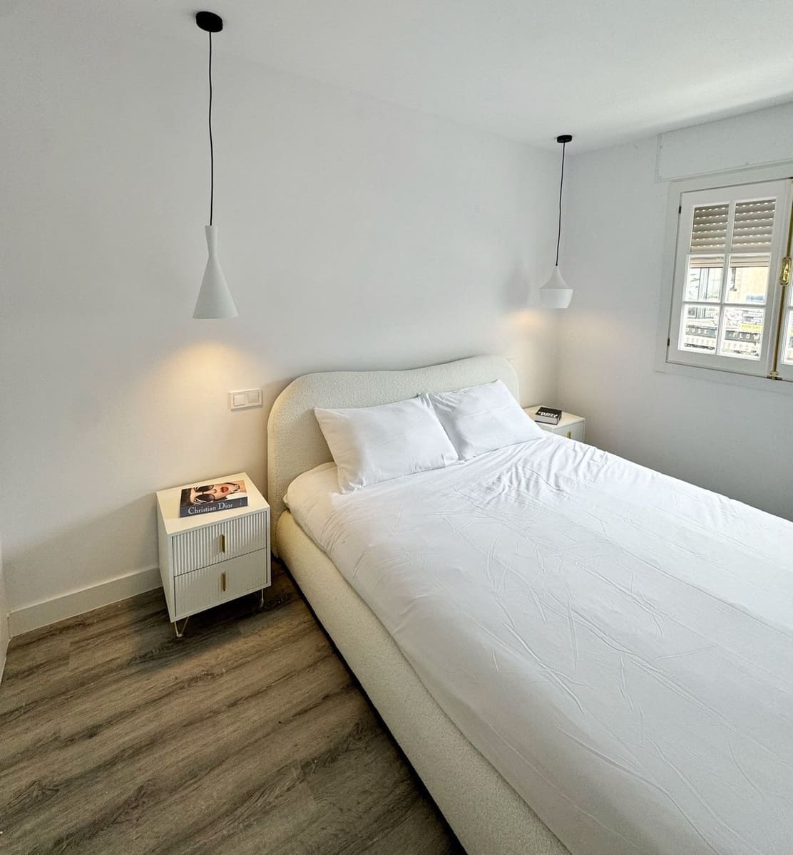 5 bedroom Apartment for sale in Benahavis - € 579,000 (Ref: 9554582)