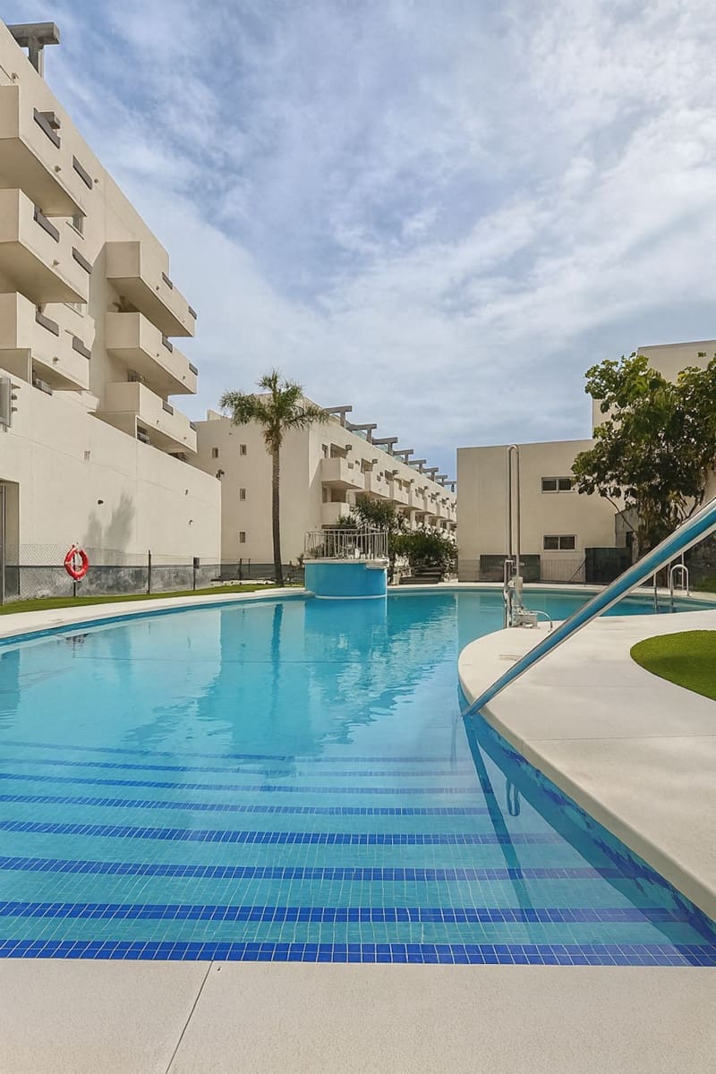 3 sypialnia Apartament na sprzedaż w Riviera del Sol z basenem garażem - 420 000 € (Ref: 9554584)