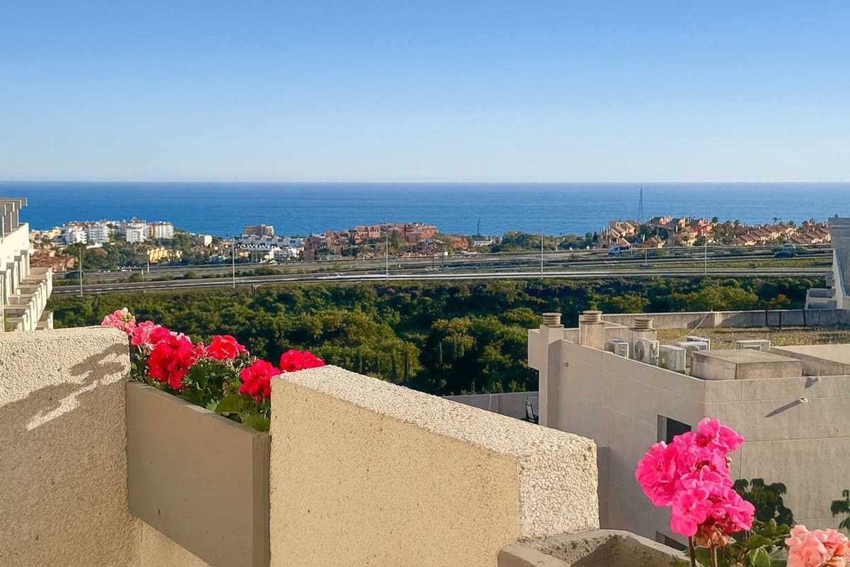 3 sypialnia Apartament na sprzedaż w Riviera del Sol z basenem garażem - 420 000 € (Ref: 9554584)