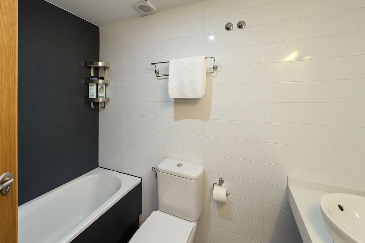3 sypialnia Apartament na sprzedaż w Riviera del Sol z basenem garażem - 420 000 € (Ref: 9554584)