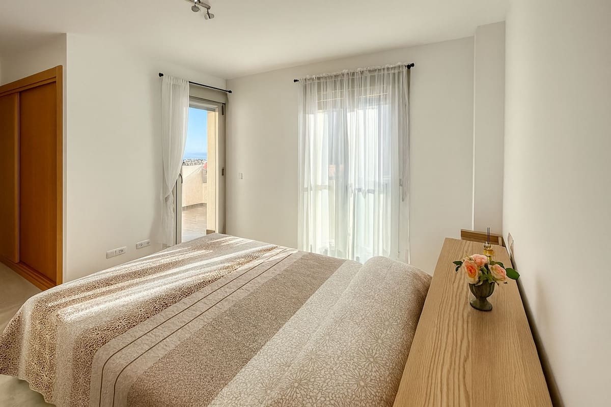 3 sypialnia Apartament na sprzedaż w Riviera del Sol z basenem garażem - 420 000 € (Ref: 9554584)