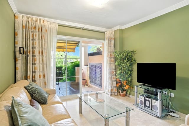 2 makuuhuone Huoneisto myytävänä paikassa Marbella mukana uima-altaan 
autotalli - 425 000 € (Ref: 9554586)