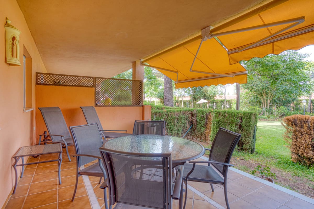 2 makuuhuone Huoneisto myytävänä paikassa Marbella mukana uima-altaan 
autotalli - 425 000 € (Ref: 9554586)