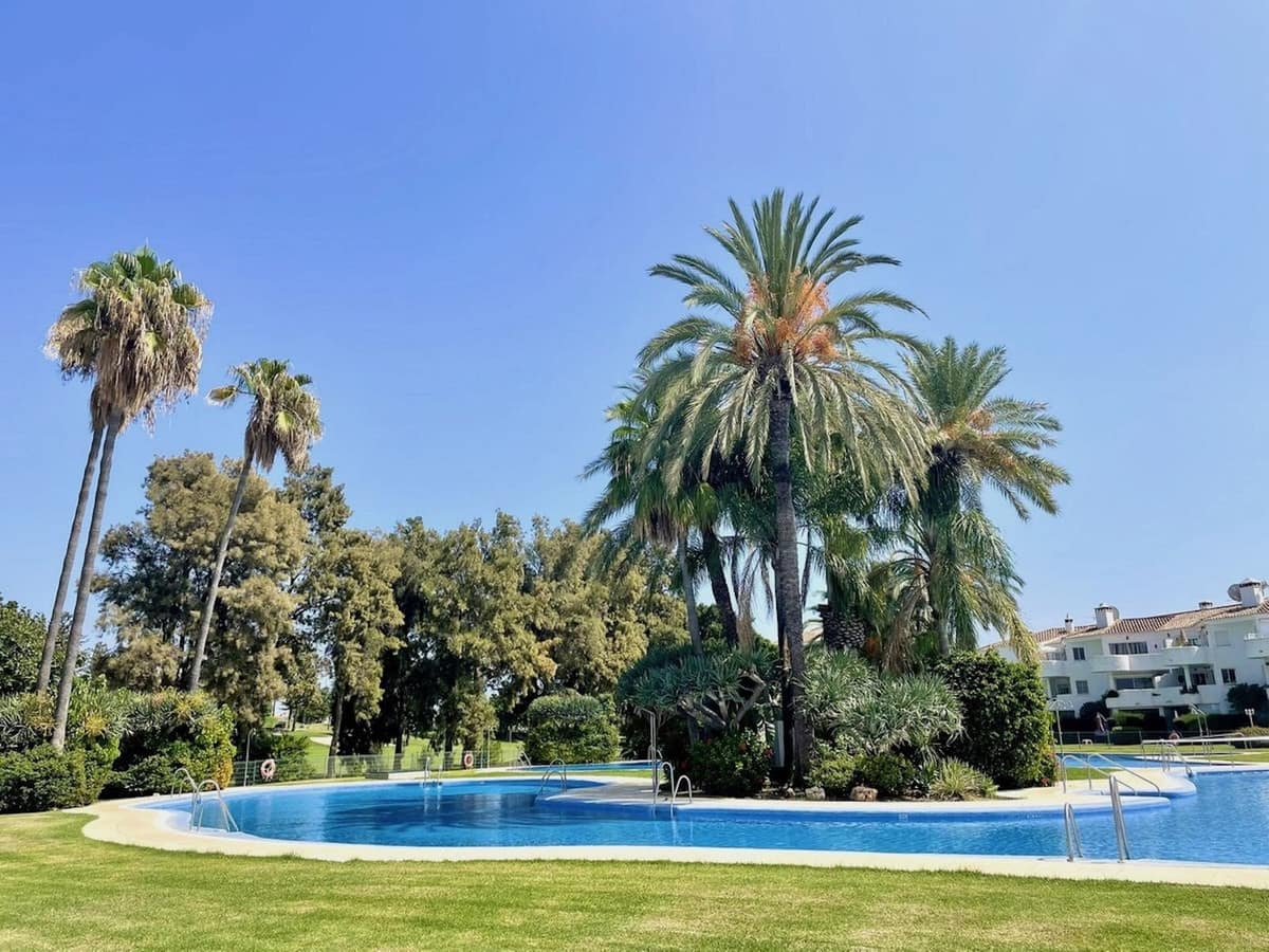 2 Zimmer Apartment zu verkaufen in Mijas Costa mit Pool Garage - 350.000 € (Ref: 9554590)