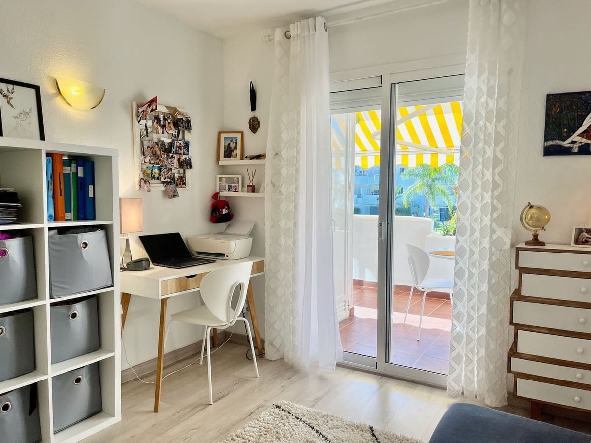 2 Zimmer Apartment zu verkaufen in Mijas Costa mit Pool Garage - 350.000 € (Ref: 9554590)
