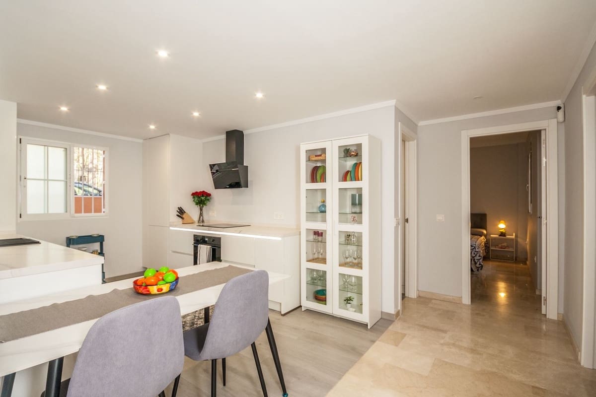 2 sypialnia Apartament na sprzedaż w Marbella z basenem garażem - 435 000 € (Ref: 9554594)