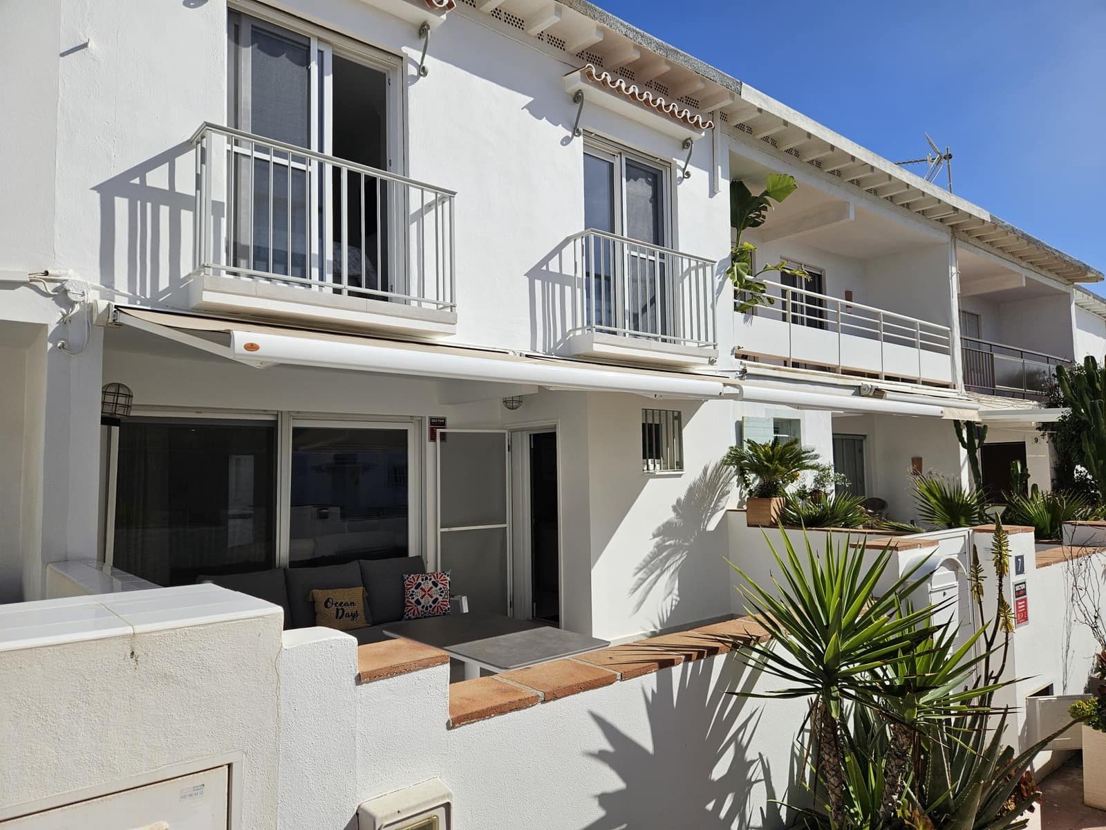 4 bedroom Townhouse for sale in La Cala de Mijas with garage - € 899,000 (Ref: 9560939)