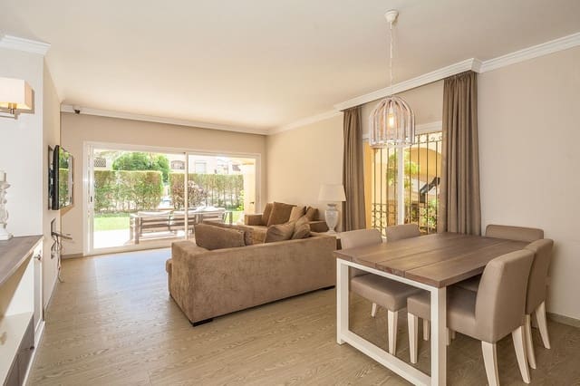 2 slaapkamer Appartement te koop in Marbella met zwembad - € 559.000 (Ref: 9560940)