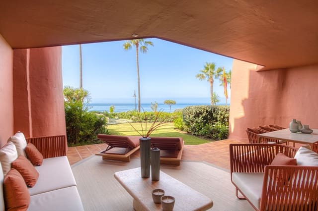 3 soverom Leilighet til salgs i Estepona med svømmebasseng garasje - € 2 350 000 (Ref: 9560944)