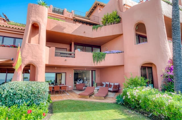 3 soverom Leilighet til salgs i Estepona med svømmebasseng garasje - € 2 350 000 (Ref: 9560944)