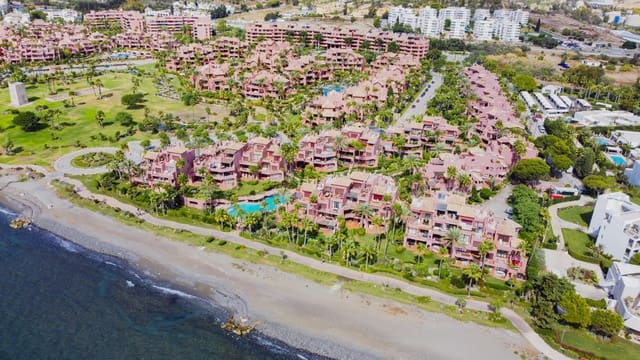 3 Zimmer Apartment zu verkaufen in Estepona mit Pool Garage - 2.350.000 € (Ref: 9560944)
