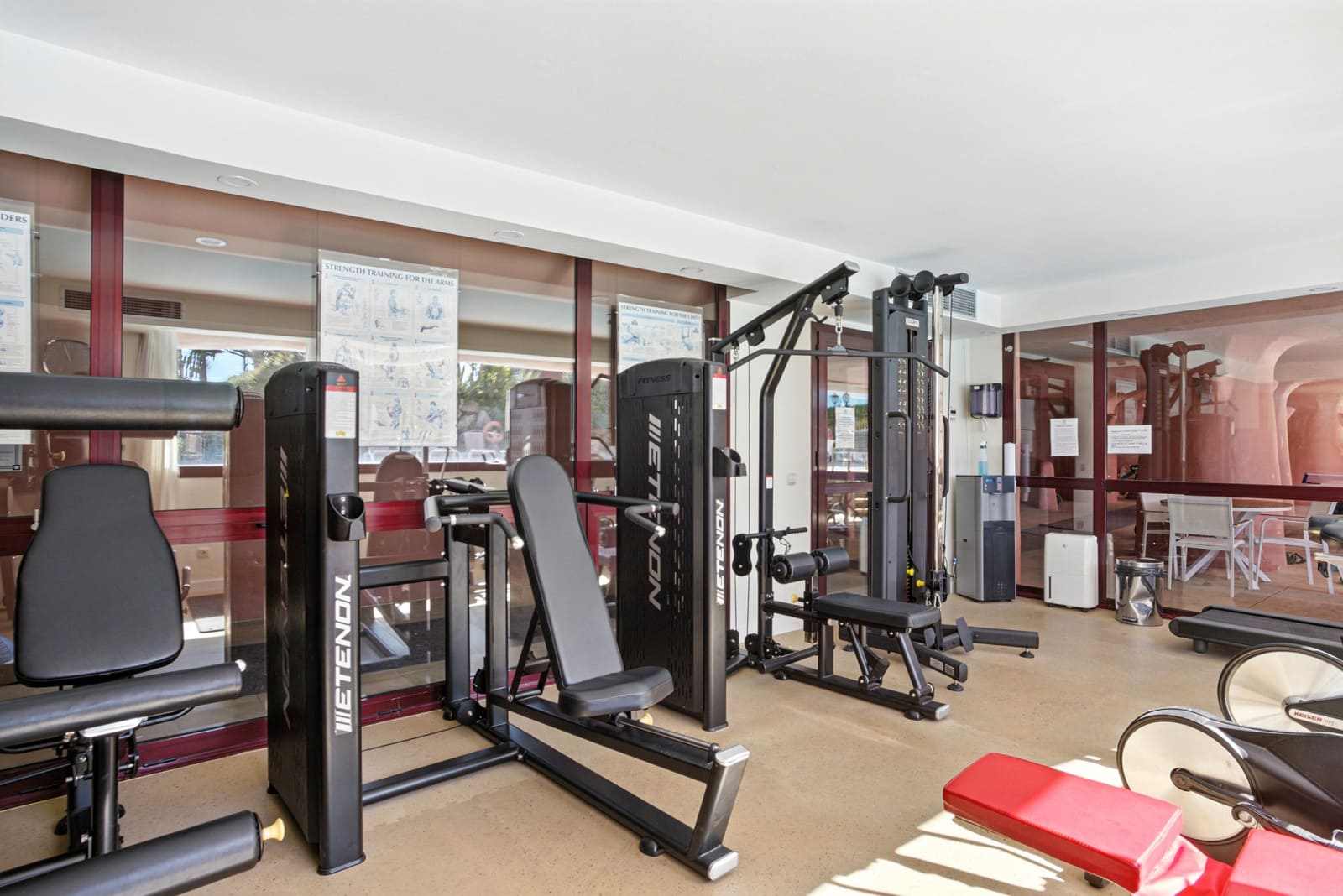 3 bedroom Apartment for sale in Estepona with pool garage - € 2,350,000 (Ref: 9560944)