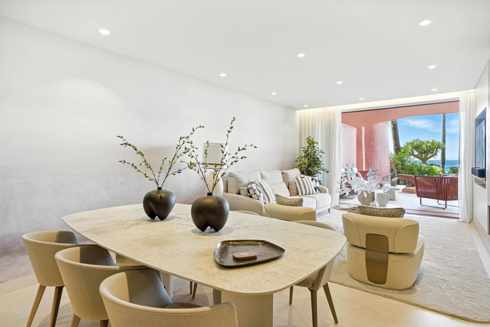3 bedroom Apartment for sale in Estepona with pool garage - € 2,350,000 (Ref: 9560944)