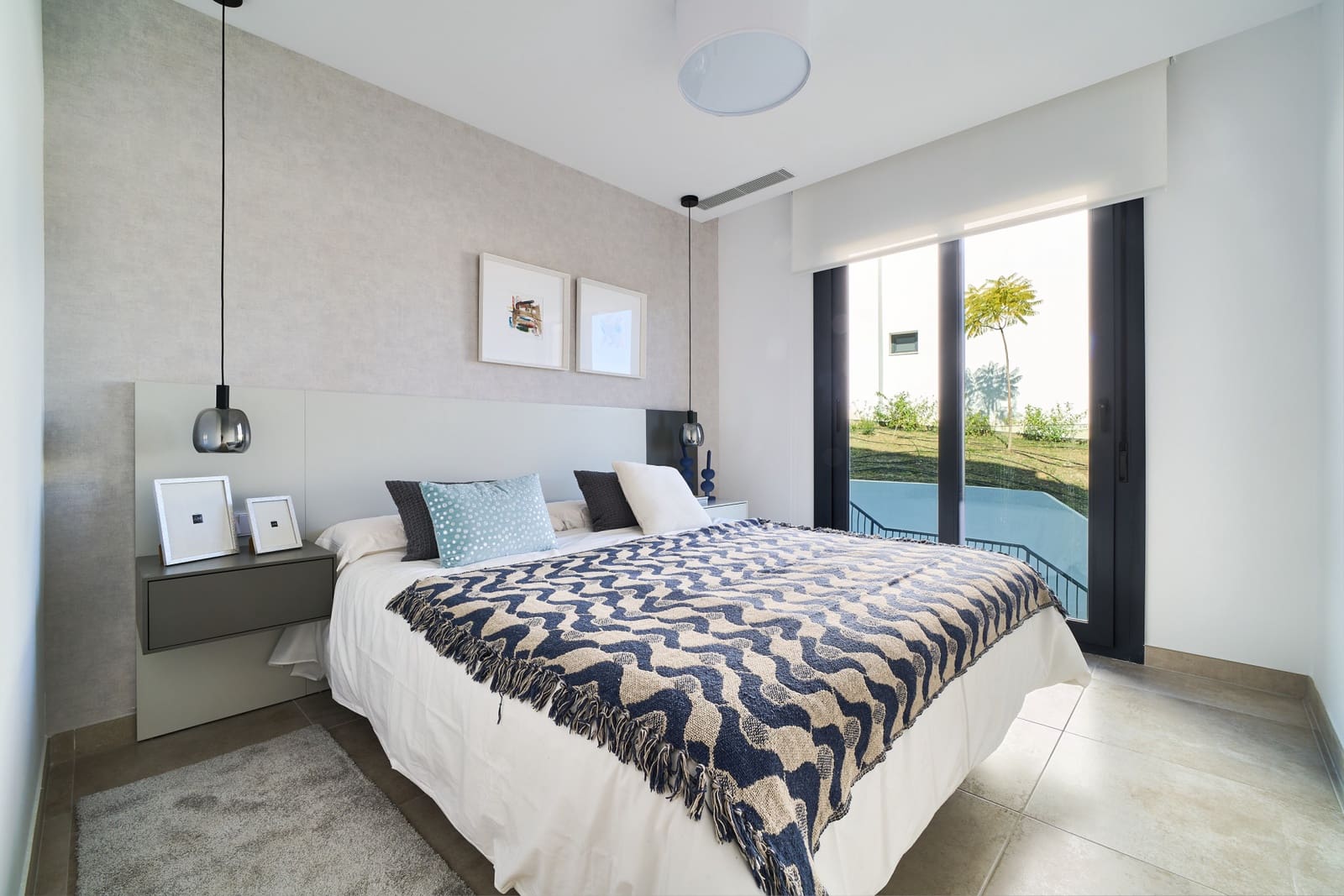 3 bedroom Apartment for sale in Estepona with pool garage - € 767,000 (Ref: 9564370)