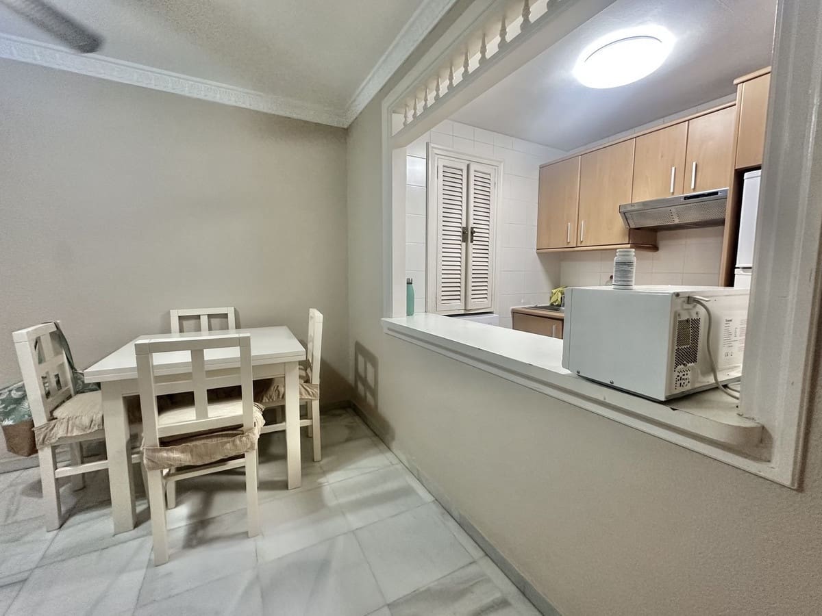 1 slaapkamer Appartement te koop in Marbella met zwembad garage - € 375.000 (Ref: 9573982)