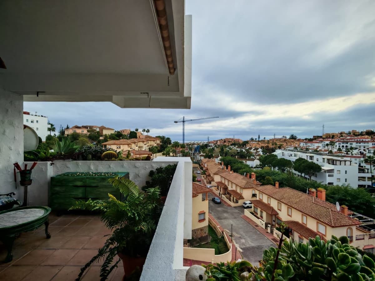 3 slaapkamer Appartement te koop in Riviera del Sol met garage - € 332.000 (Ref: 9573984)