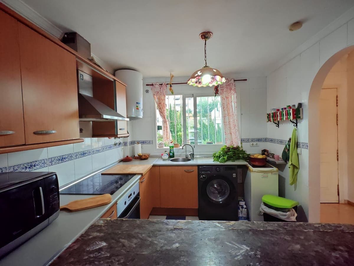 3 slaapkamer Appartement te koop in Riviera del Sol met garage - € 332.000 (Ref: 9573984)