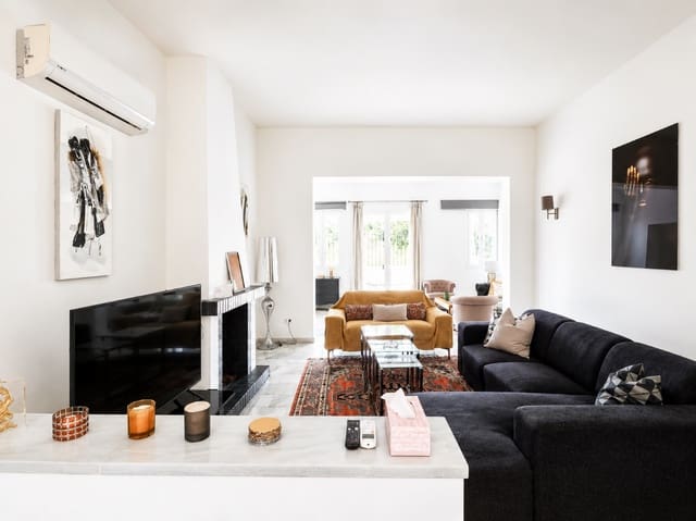 3 soveværelse Villa til salg i Calahonda, Mijas med swimmingpool garage - € 1.100.000 (Ref: 9581589)