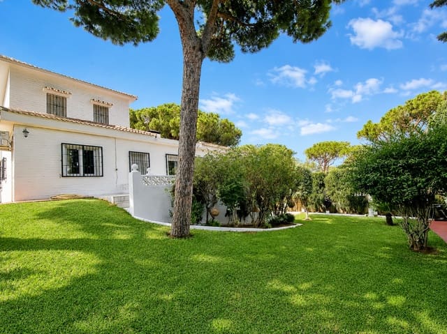 3 soveværelse Villa til salg i Calahonda, Mijas med swimmingpool garage - € 1.100.000 (Ref: 9581589)