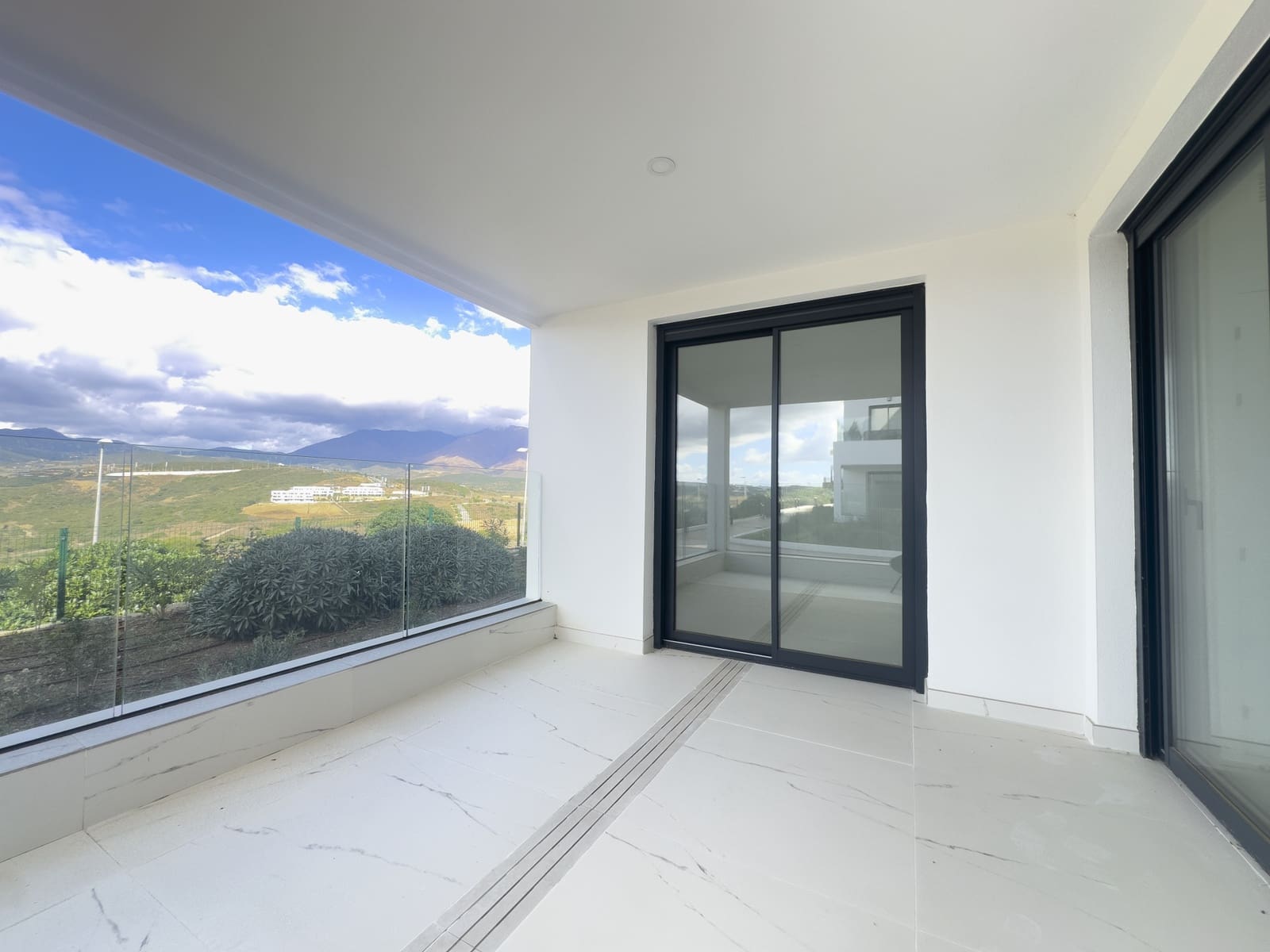 3 bedroom Apartment for sale in Casares with pool garage - € 469,000 (Ref: 9581596)