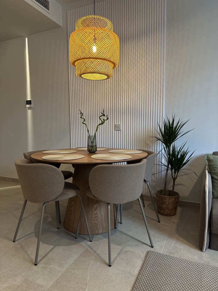 Apartamento de 2 habitaciones en Estepona en venta con piscina garaje - 575.000 € (Ref: 9581605)