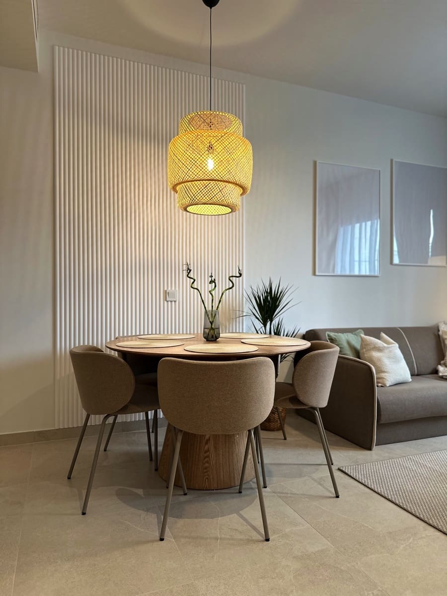 Apartamento de 2 habitaciones en Estepona en venta con piscina garaje - 575.000 € (Ref: 9581605)