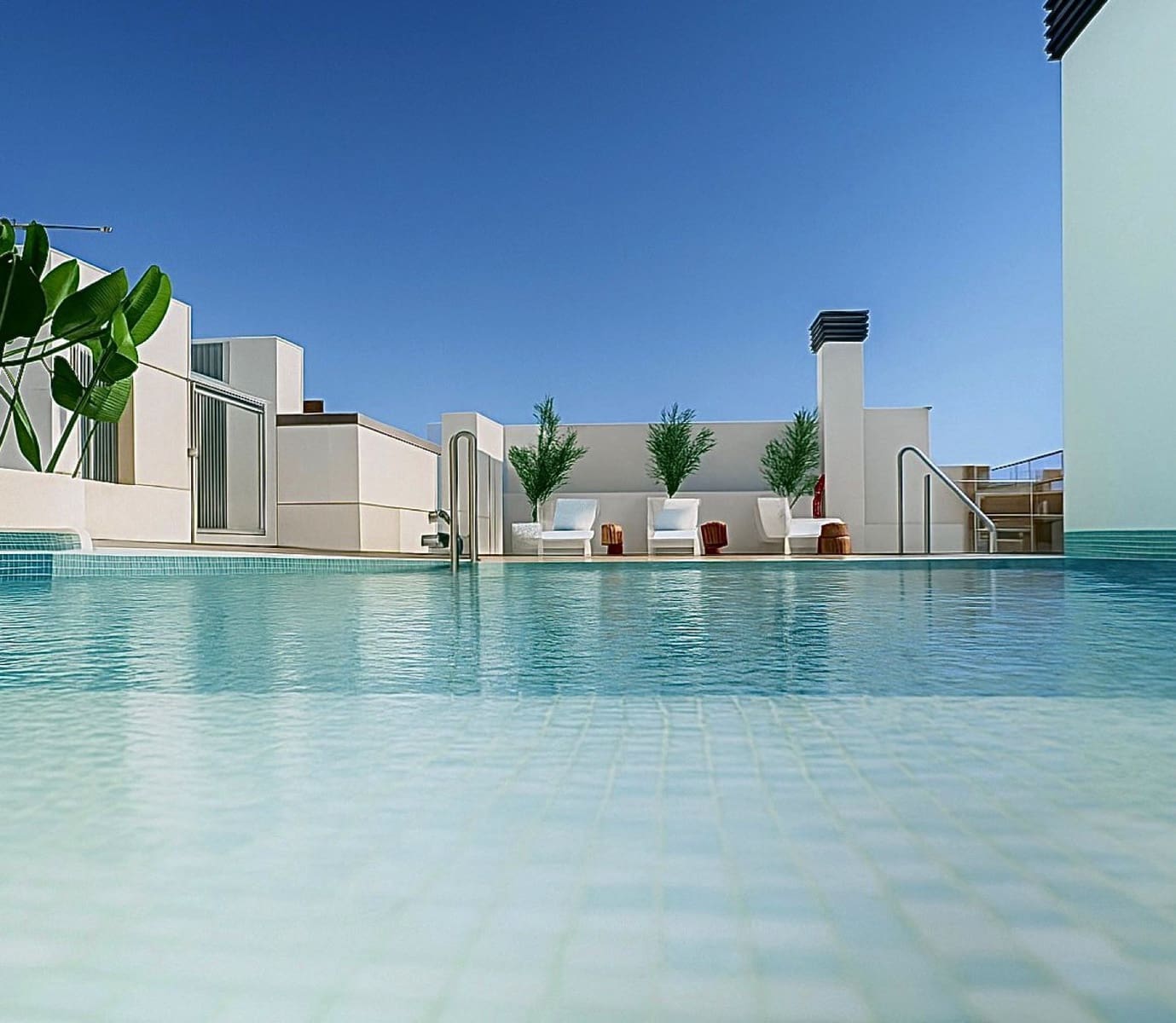 Apartamento de 2 habitaciones en Estepona en venta con piscina garaje - 575.000 € (Ref: 9581605)