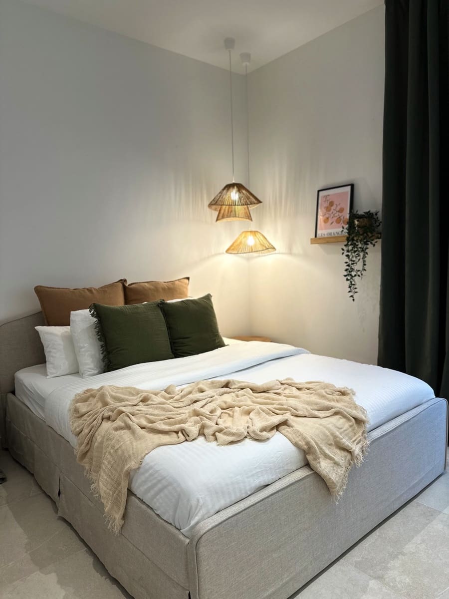 2 Zimmer Apartment zu verkaufen in Estepona mit Pool Garage - 575.000 € (Ref: 9581605)