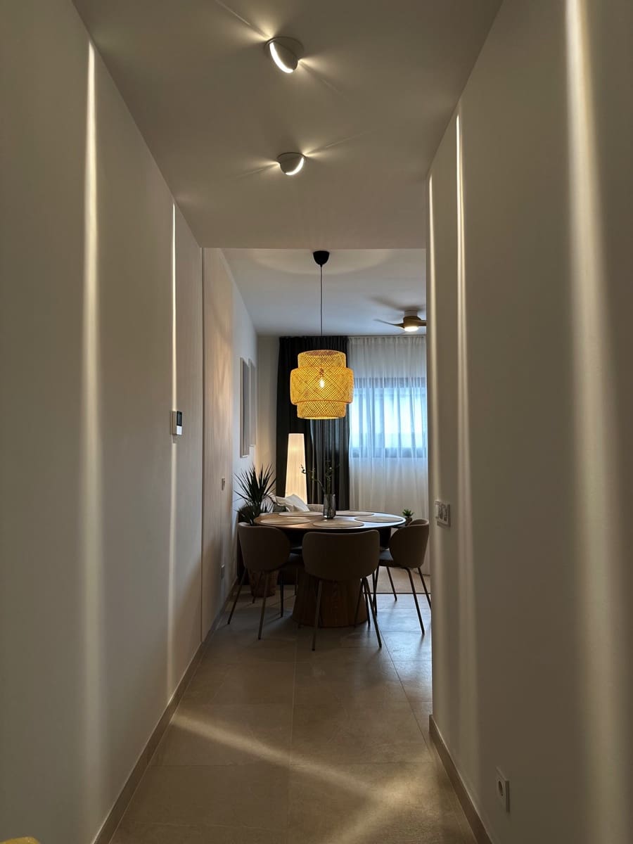 2 Zimmer Apartment zu verkaufen in Estepona mit Pool Garage - 575.000 € (Ref: 9581605)