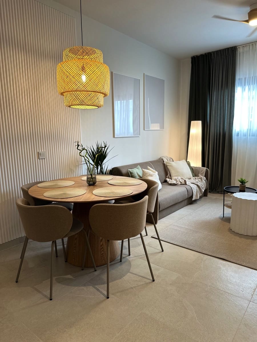 2 Zimmer Apartment zu verkaufen in Estepona mit Pool Garage - 575.000 € (Ref: 9581605)