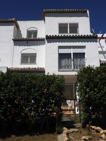 5 makuuhuone Omakotitalo myytävänä paikassa Selwo, Estepona mukana uima-altaan - 435 000 € (Ref: 9581606)