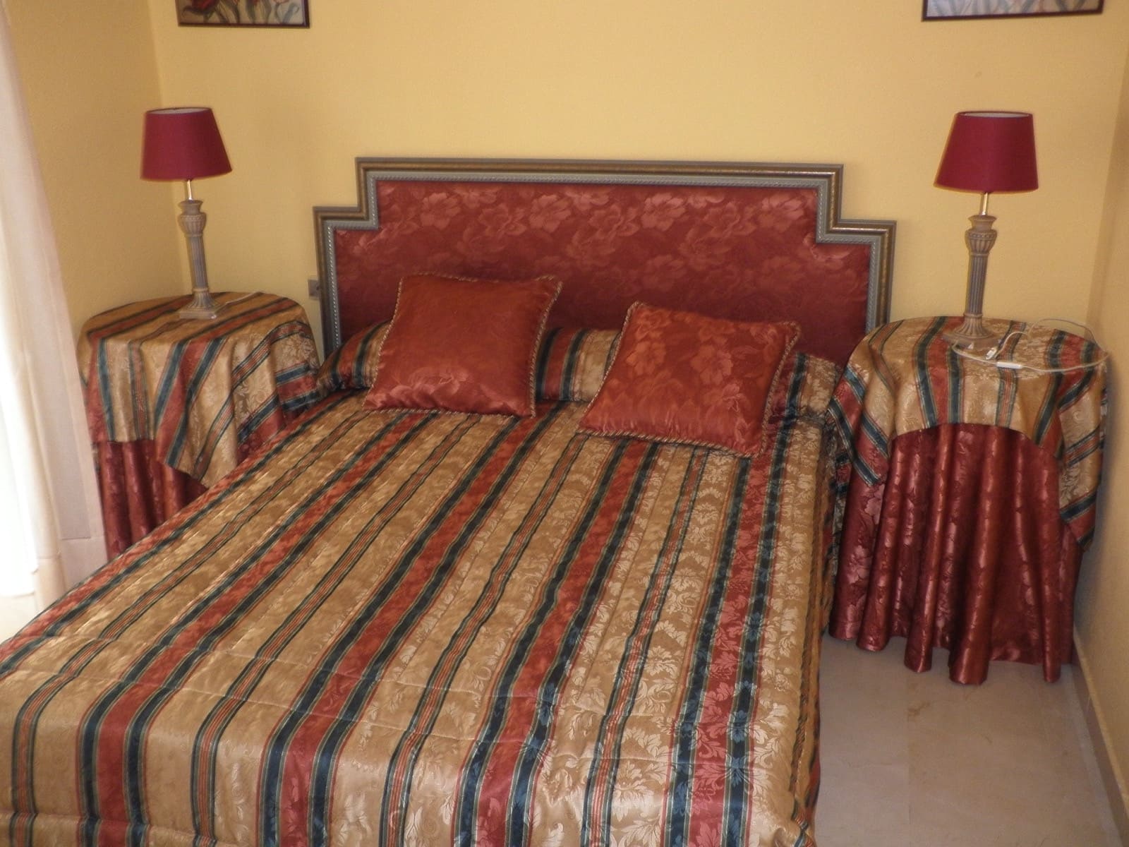 5 makuuhuone Omakotitalo myytävänä paikassa New Golden Mile mukana uima-altaan - 435 000 € (Ref: 9581606)