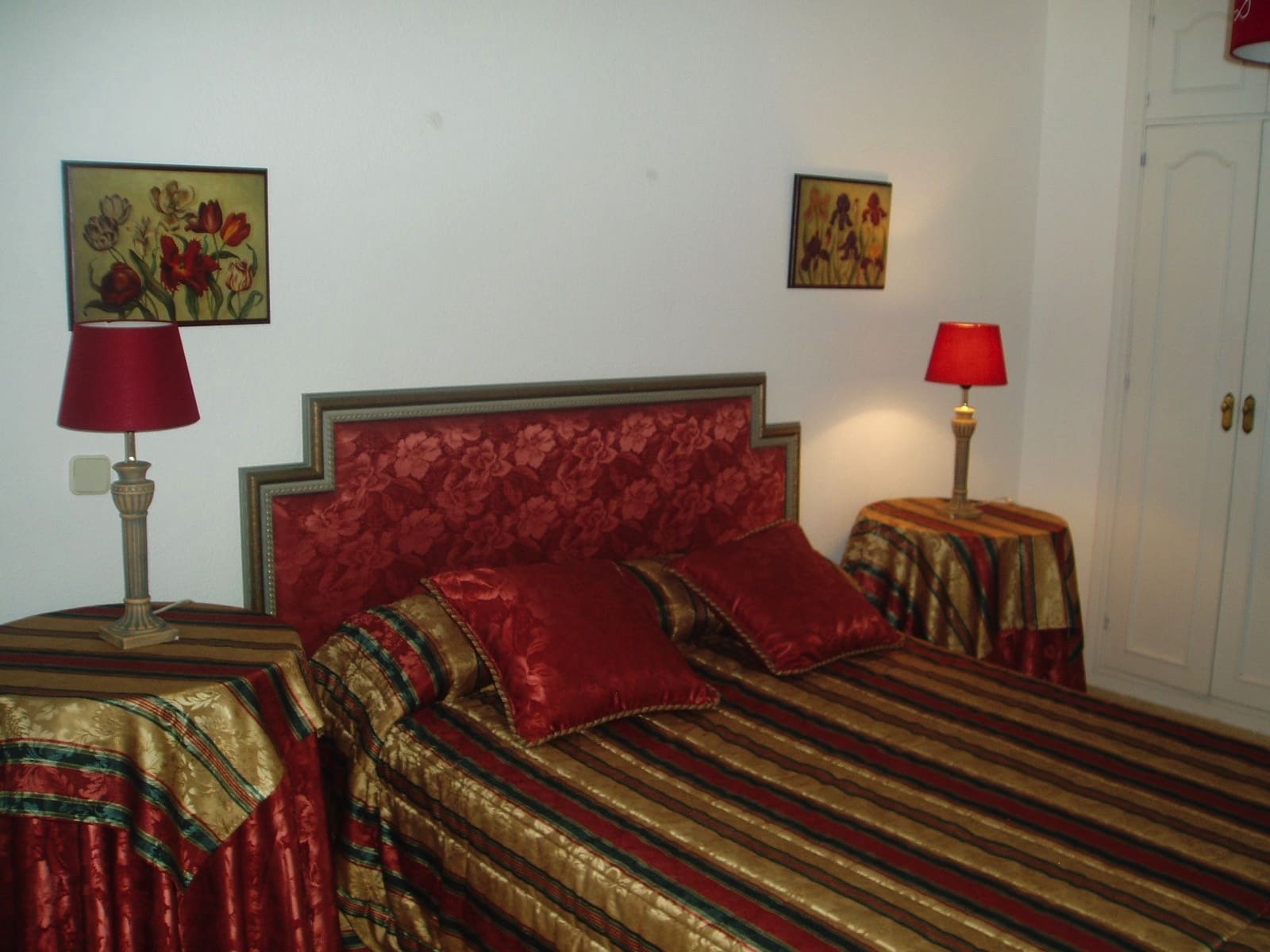 5 makuuhuone Omakotitalo myytävänä paikassa New Golden Mile mukana uima-altaan - 435 000 € (Ref: 9581606)