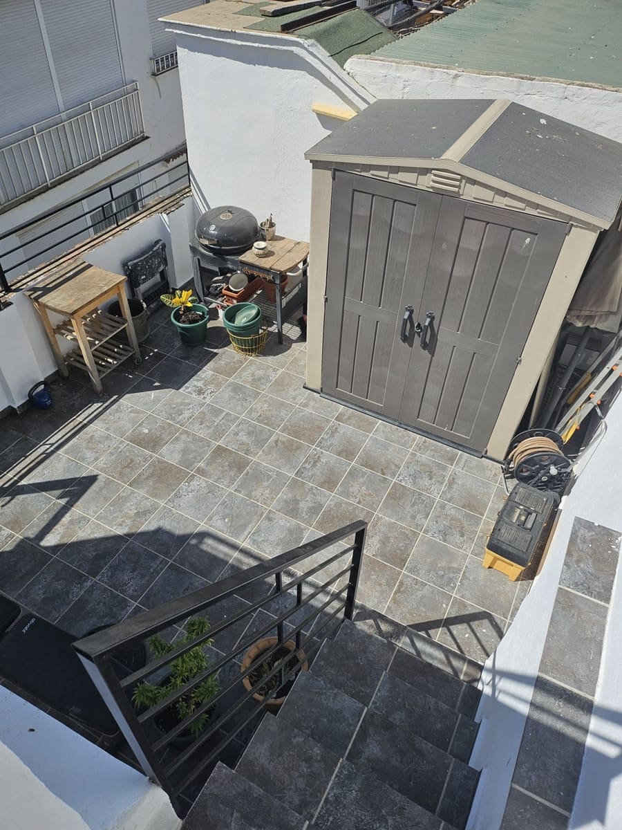 2 bedroom Townhouse for sale in Estepona - € 565,000 (Ref: 9581607)