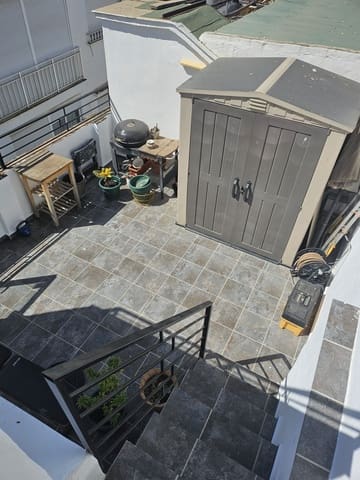 2 bedroom Townhouse for sale in Estepona - € 565,000 (Ref: 9581607)