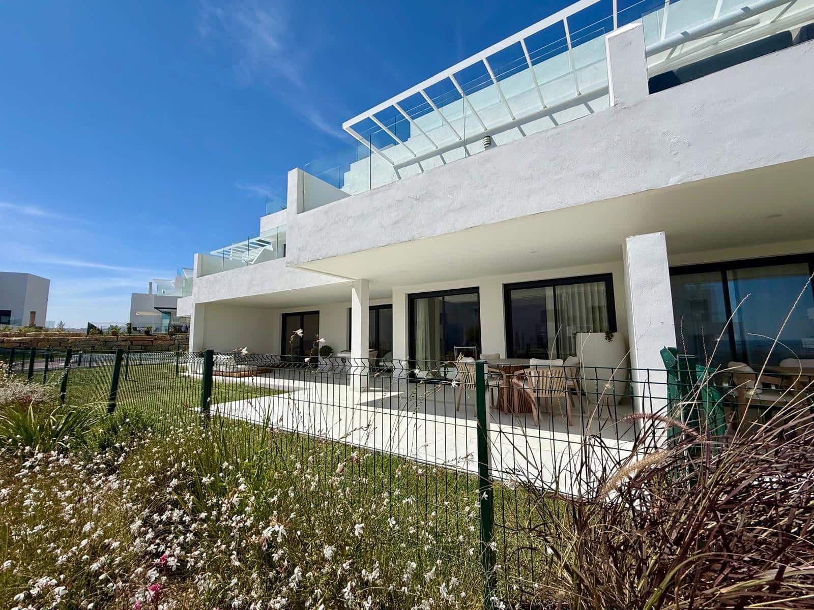 2 soveværelse Lejlighed til salg i Casares med swimmingpool garage - € 630.000 (Ref: 9581611)