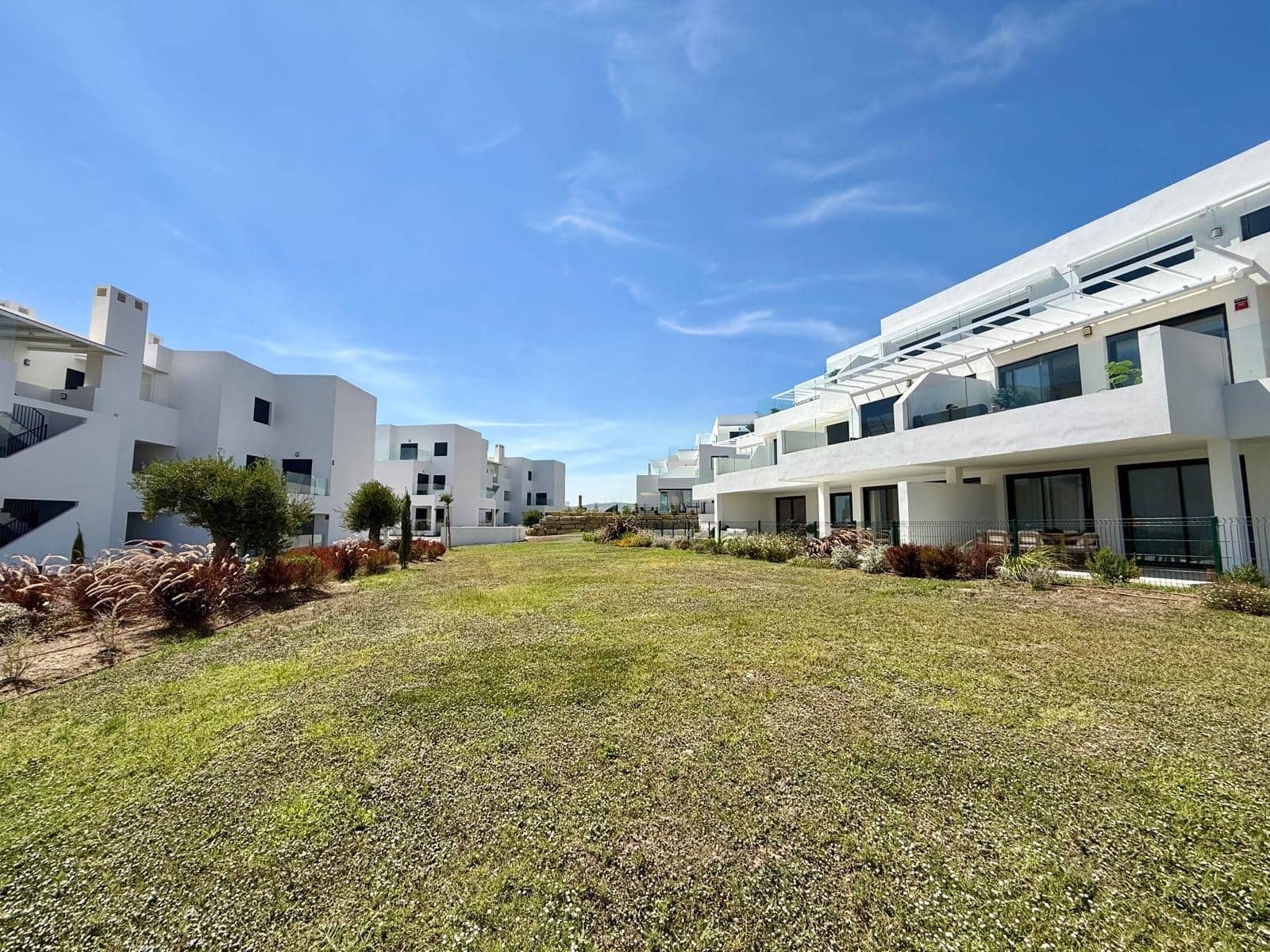 2 soveværelse Lejlighed til salg i Casares med swimmingpool garage - € 630.000 (Ref: 9581611)