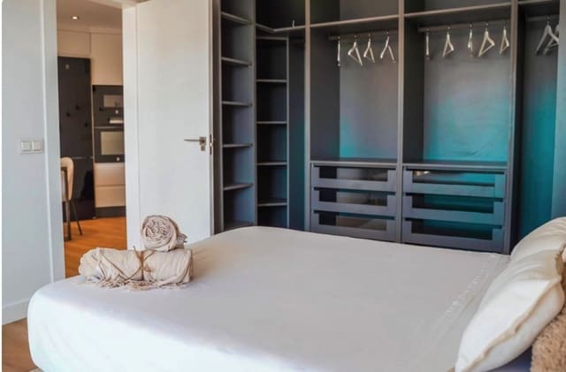 1 quarto Apartamento para venda em Golden Mile, Marbella com garagem - 605 000 € (Ref: 9581612)