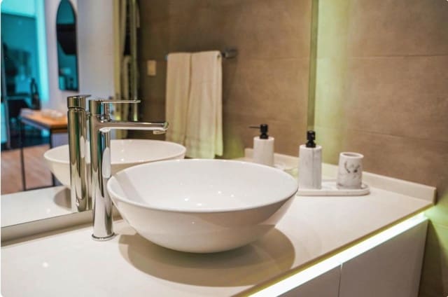 1 quarto Apartamento para venda em Golden Mile, Marbella com garagem - 605 000 € (Ref: 9581612)