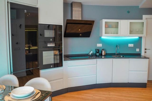 1 quarto Apartamento para venda em Golden Mile, Marbella com garagem - 605 000 € (Ref: 9581612)