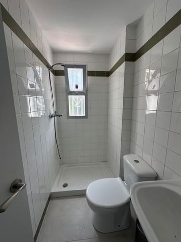 2 soveværelse Lejlighed til salg i Nueva Andalucia, Marbella med swimmingpool garage - € 590.000 (Ref: 9581613)