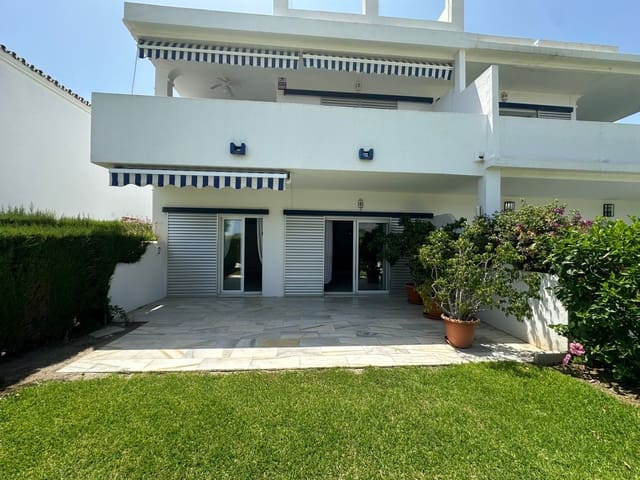 2 soveværelse Lejlighed til salg i Nueva Andalucia, Marbella med swimmingpool garage - € 590.000 (Ref: 9581613)