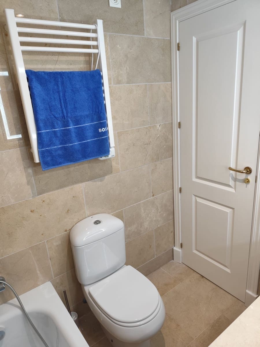 2 chambre Appartement à vendre à San Luis de Sabinillas avec piscine garage - 315 000 € (Ref: 9581615)