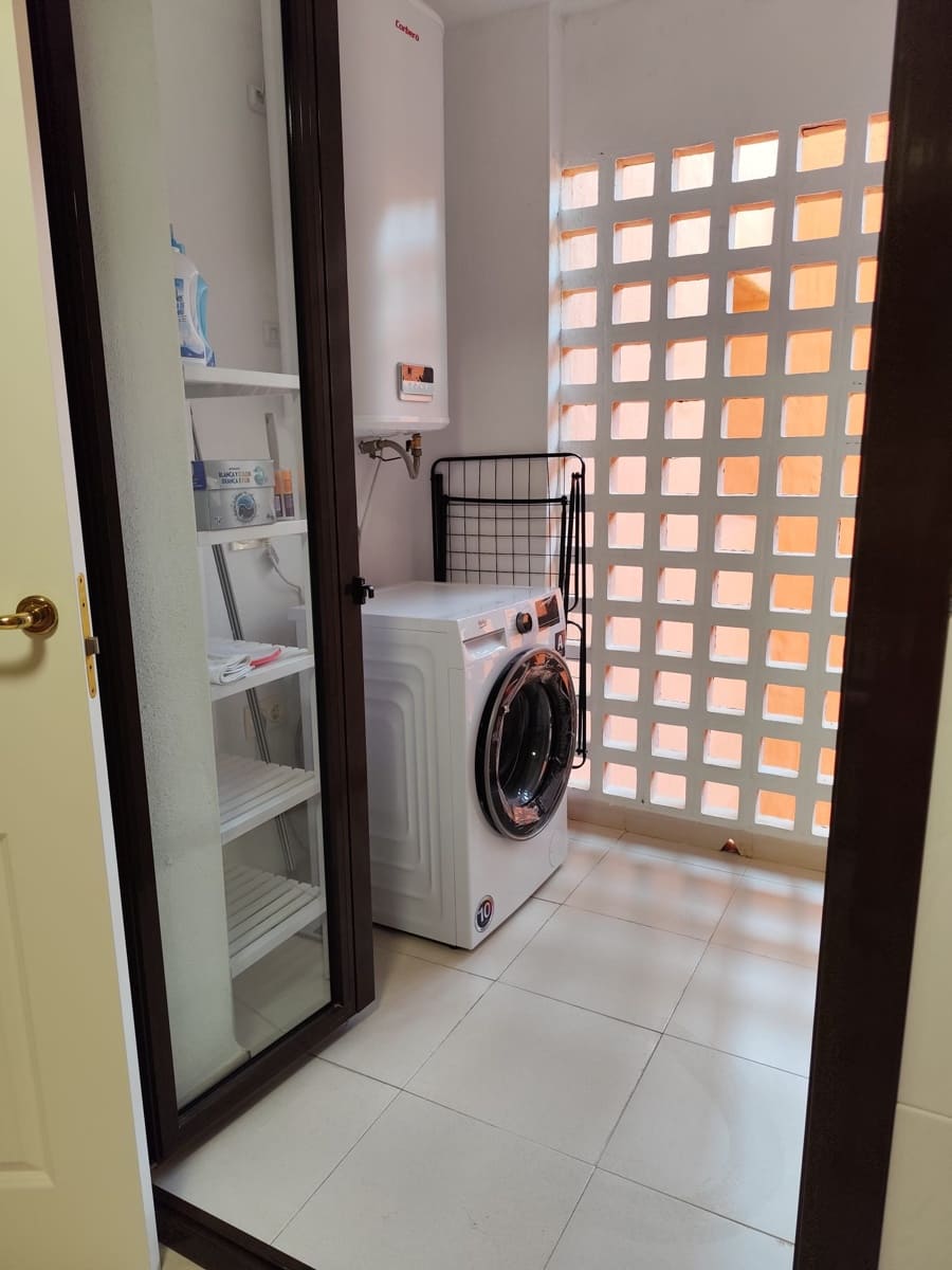 2 chambre Appartement à vendre à San Luis de Sabinillas avec piscine garage - 315 000 € (Ref: 9581615)