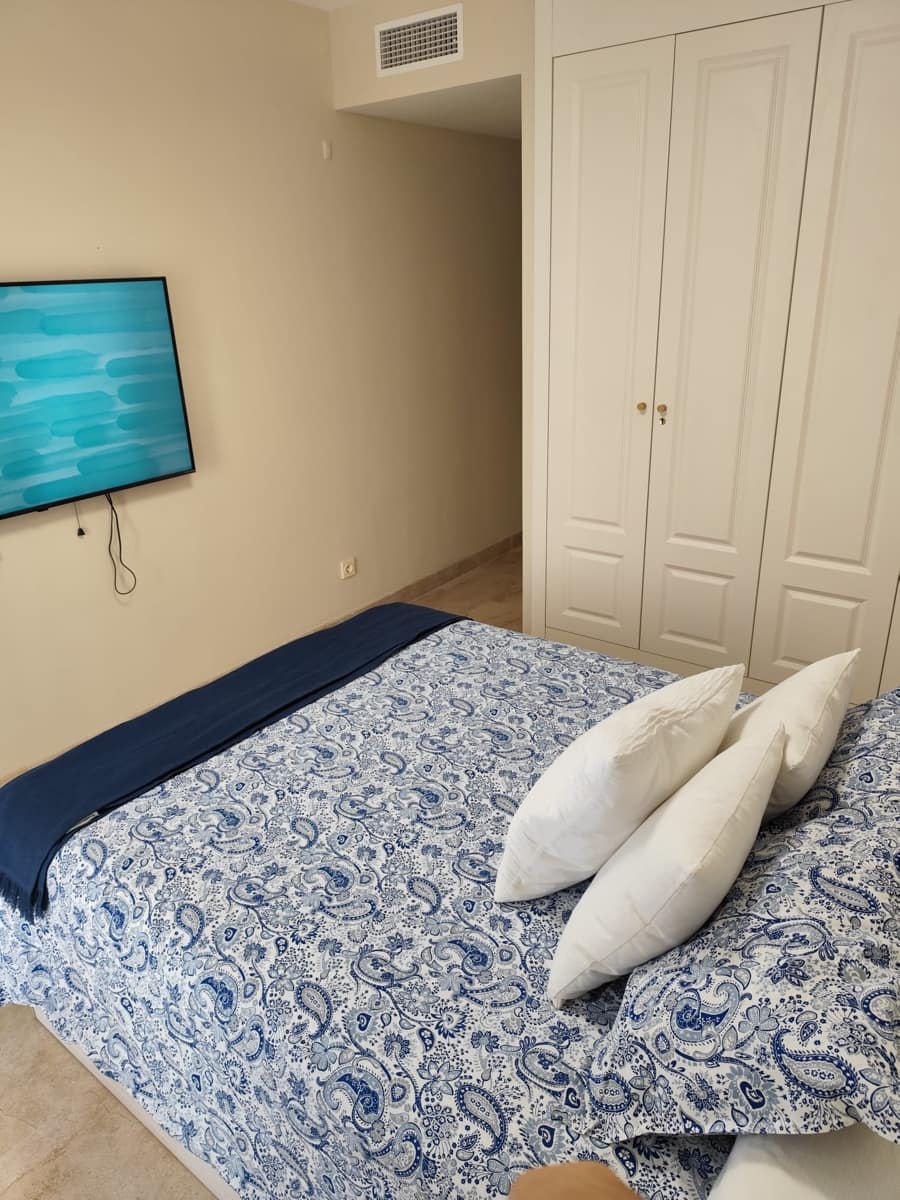 2 chambre Appartement à vendre à San Luis de Sabinillas avec piscine garage - 315 000 € (Ref: 9581615)