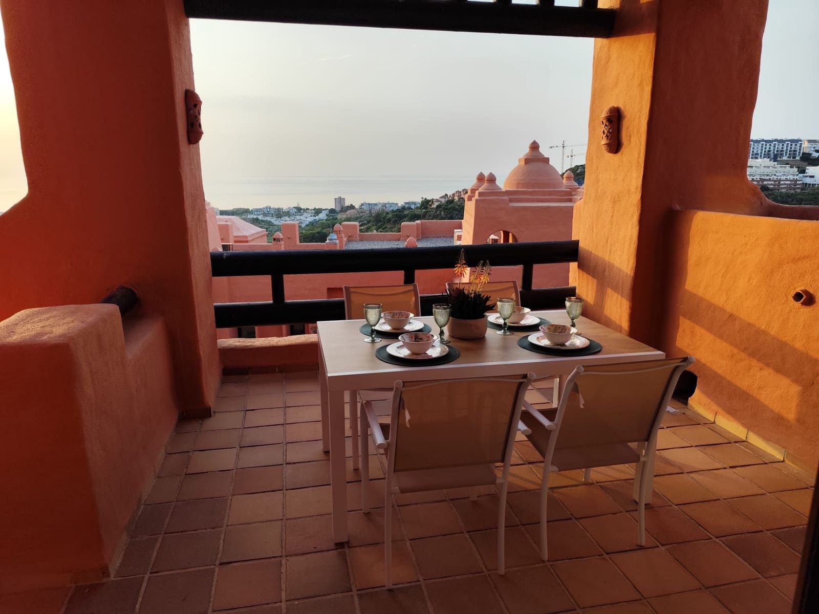 2 chambre Appartement à vendre à San Luis de Sabinillas avec piscine garage - 315 000 € (Ref: 9581615)