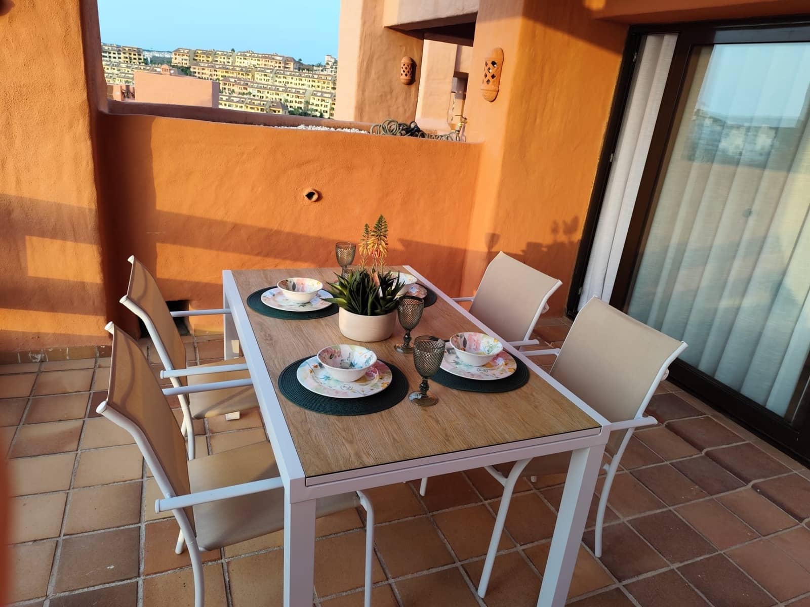 2 chambre Appartement à vendre à San Luis de Sabinillas avec piscine garage - 315 000 € (Ref: 9581615)